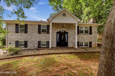Photo of 1812 E Alpine Drive, Maryville, TN 37804 (MLS # 1349251)