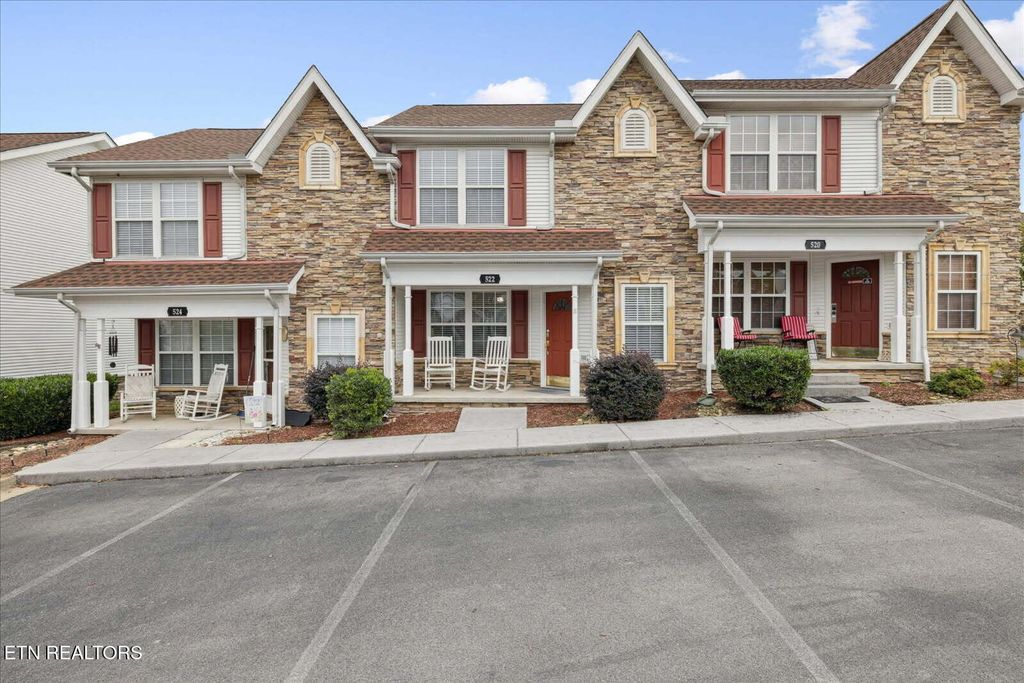Photo of 521 Orch Vly Way #UNIT 422, Pigeon Forge, TN 37862 (MLS # 1340303)