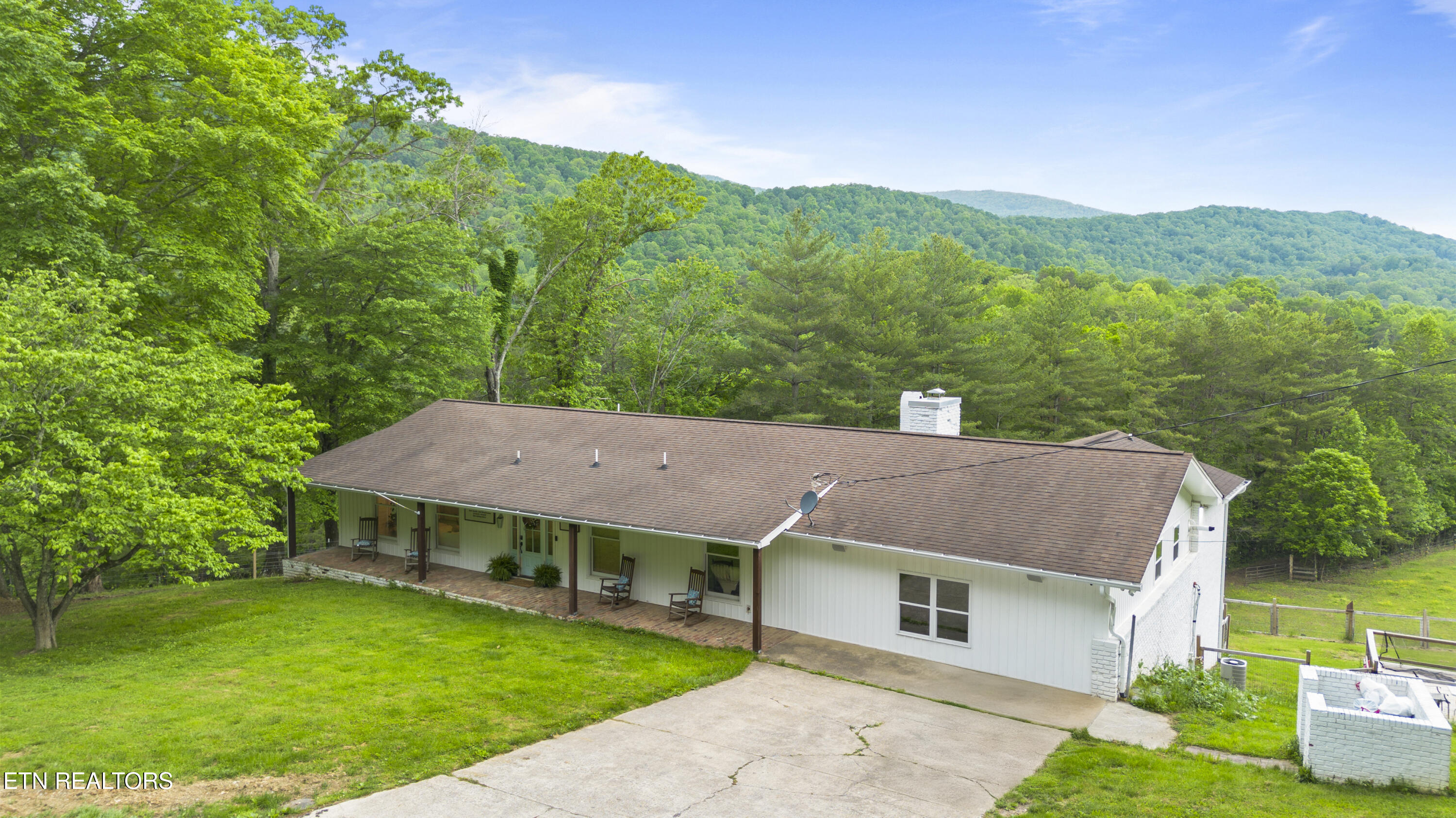 352 Bates Lane