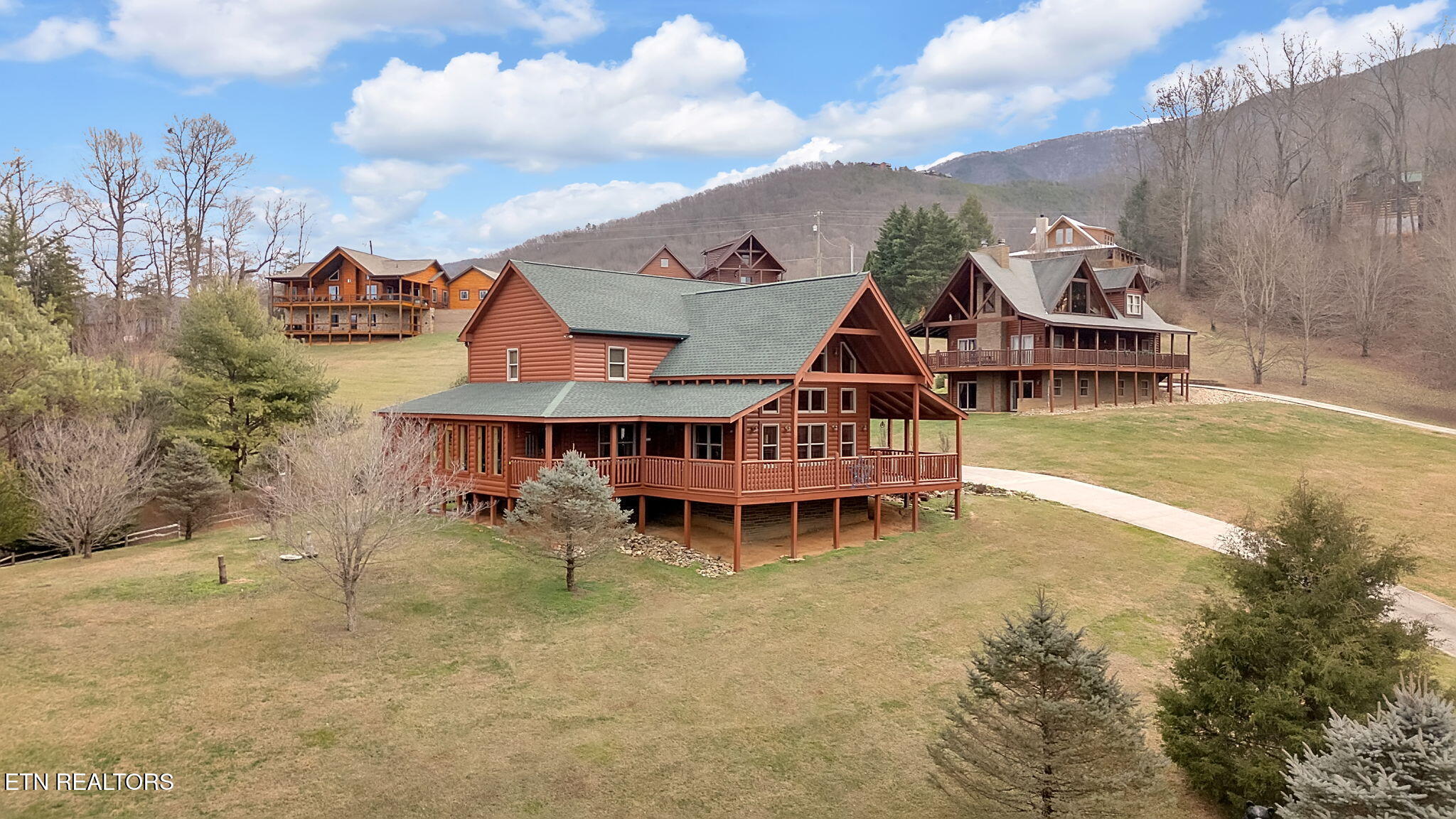 3385 Clear Valley Drive