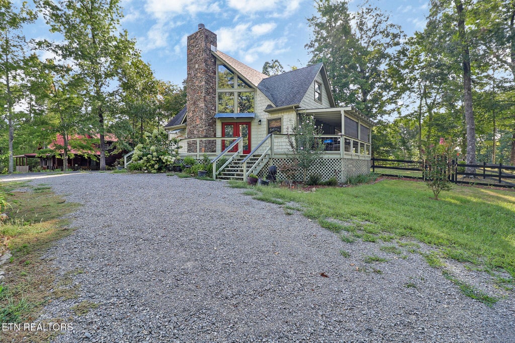 Photo of 224 Eagle BLF, Jamestown, TN 38556 (MLS # 1356081)