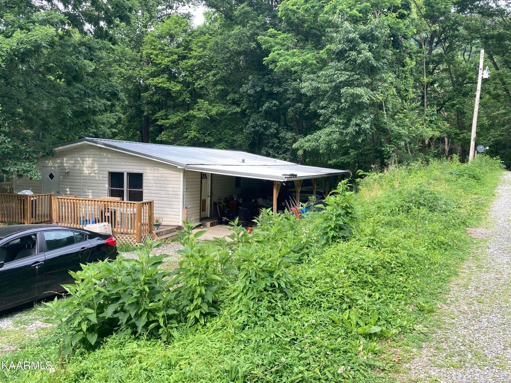 Photo of 1065 Old Oliver Rd, Walland, TN 37886 (MLS # 1228102)