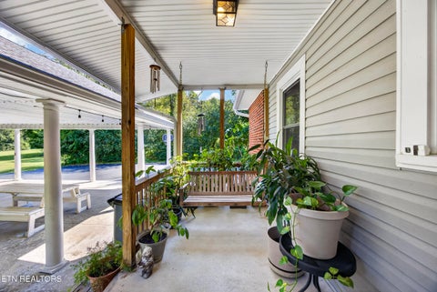 Tiny photo for 2472 Hilham Hwy, Hilham, TN 38568 (MLS # 1354871)
