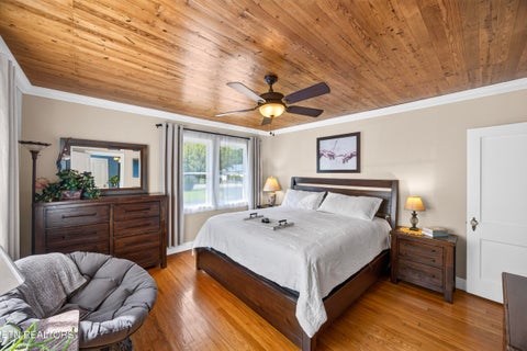 Tiny photo for 2472 Hilham Hwy, Hilham, TN 38568 (MLS # 1354871)