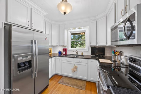Tiny photo for 2472 Hilham Hwy, Hilham, TN 38568 (MLS # 1354871)