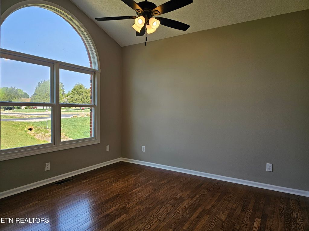 Photo of 103 Huron Place, Loudon, TN 37774 (MLS # 1335796)