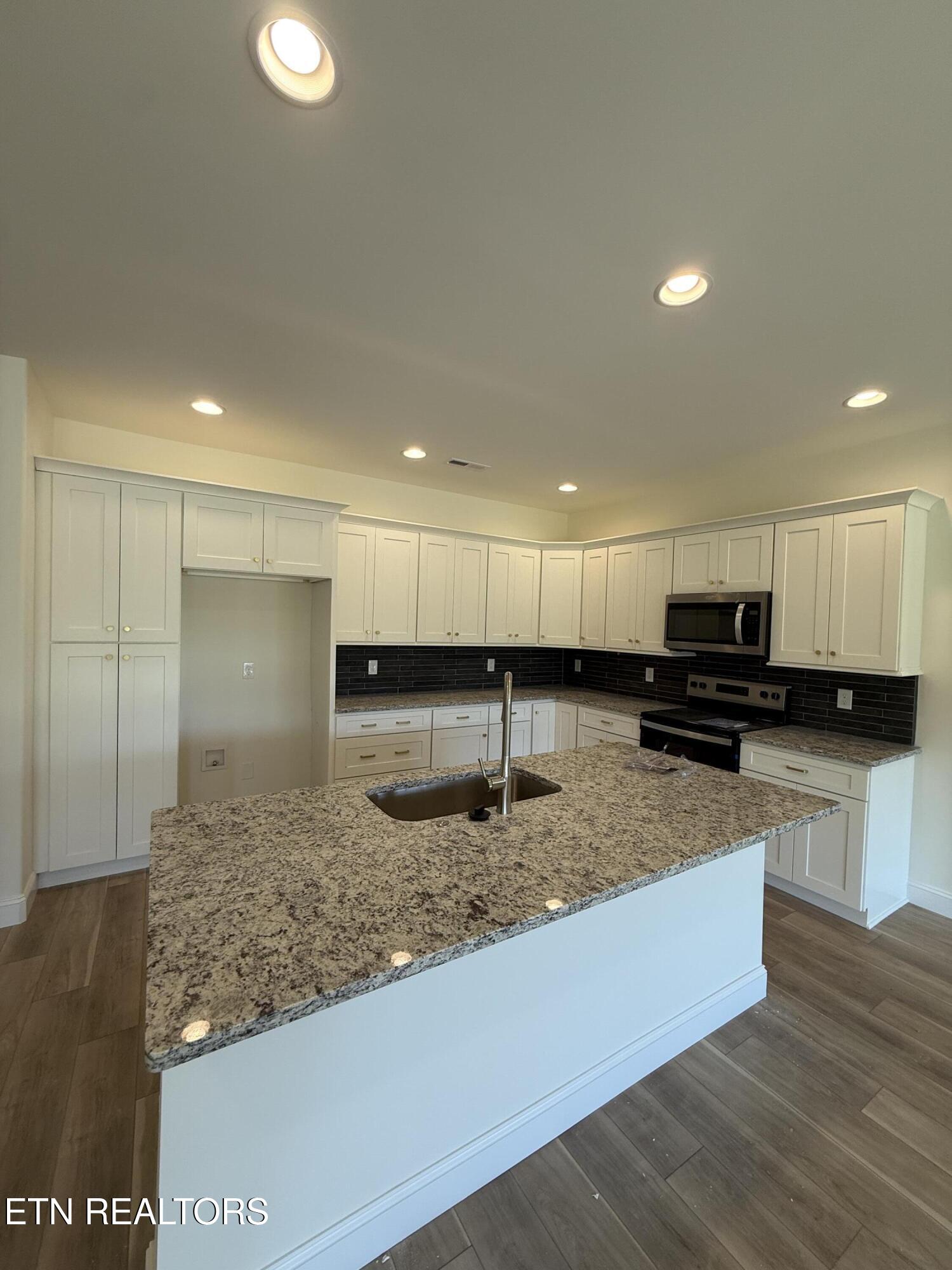 7356 Whispering Creek Lane