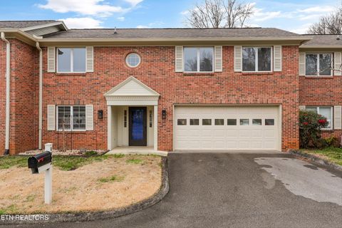 Photo of 1003 Hardwick Drive, Maryville, TN 37803 (MLS # 1332341)