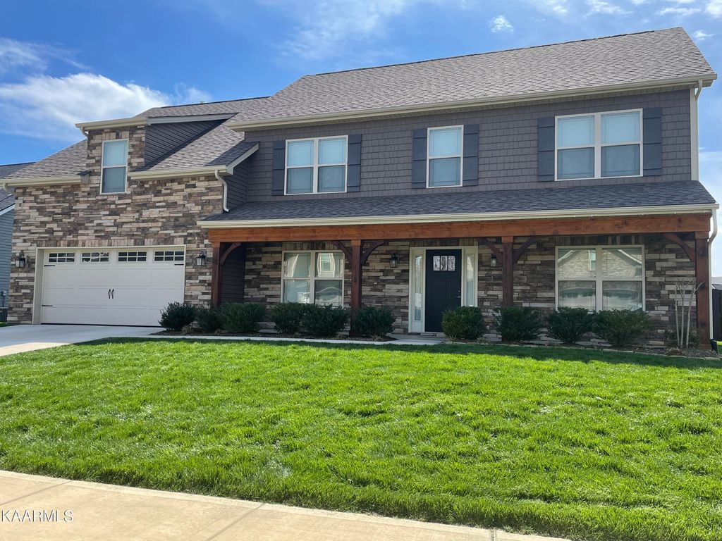 Photo of 1154 Aspen Glen Drive, Alcoa, TN 37701 (MLS # 1221469)