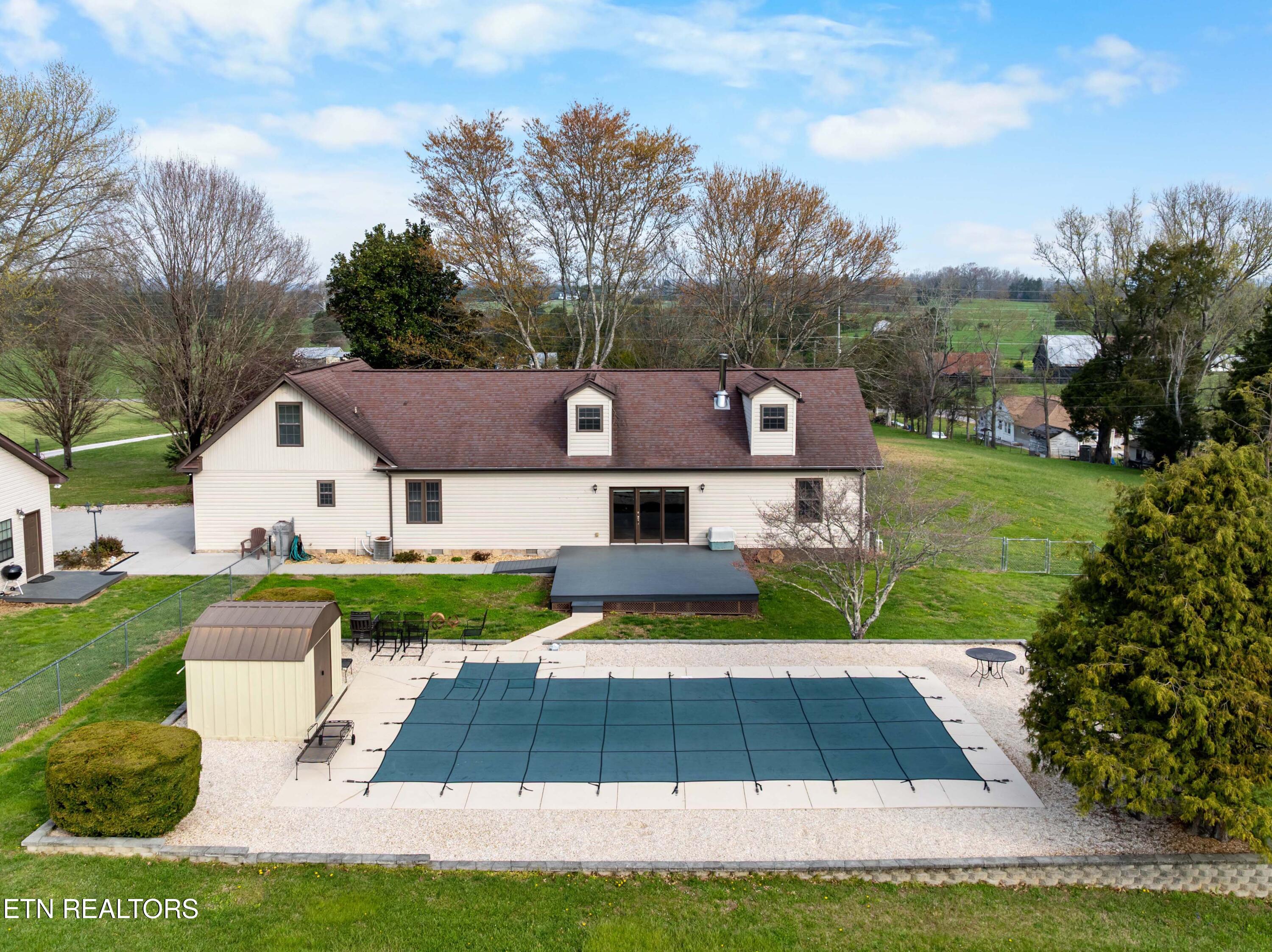 9228 Washington Pike