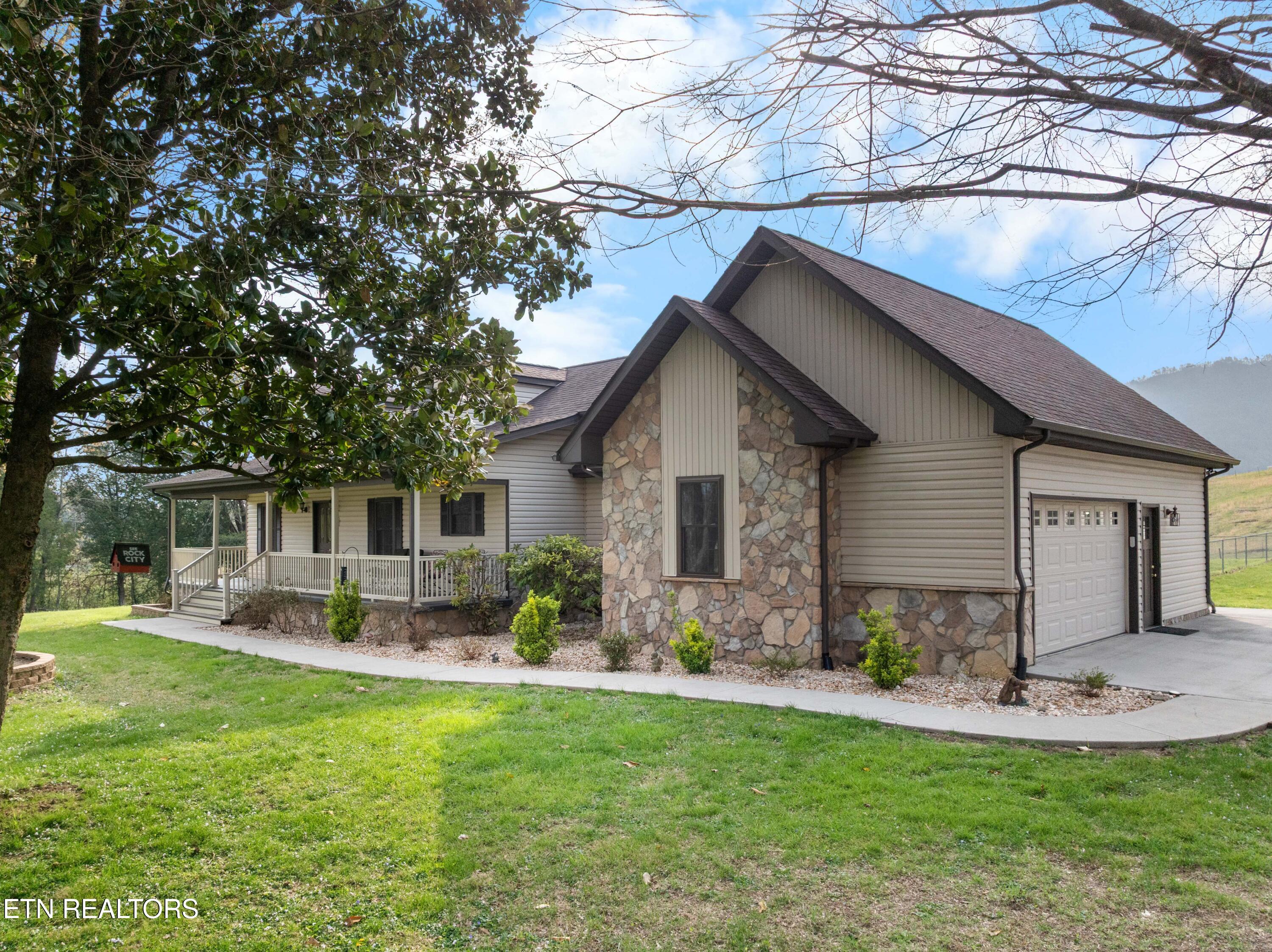 9228 Washington Pike