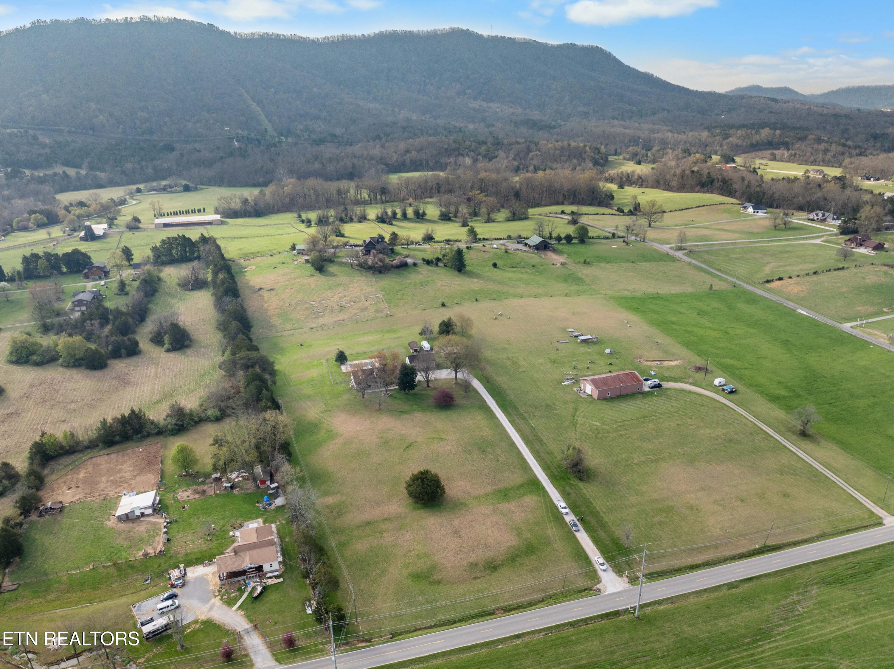 9228 Washington Pike