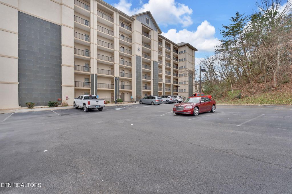 Photo of 124 Plaza Drive Drive #3203, Pigeon Forge, TN 37863 (MLS # 1318351)