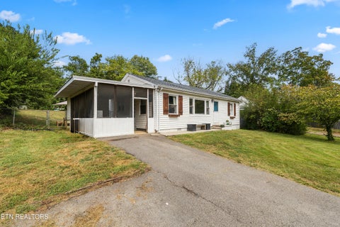 Tiny photo for 7205 S Northshore Drive, Knoxville, TN 37919 (MLS # 1356436)