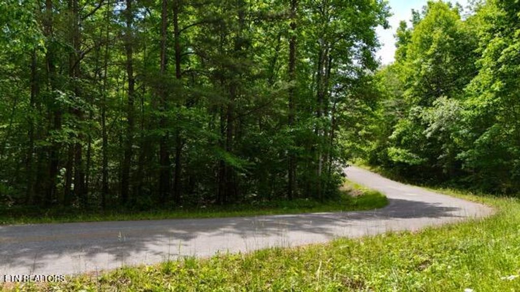 Photo of 3438 Crowe Circle, Soddy Daisy, TN 37379 (MLS # 1345917)