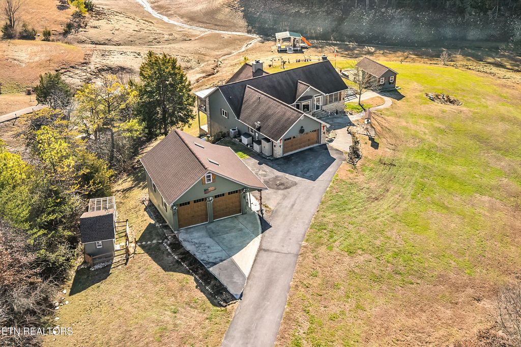 Photo of 1728 Morning View Lane, Sevierville, TN 37876 (MLS # 1324279)