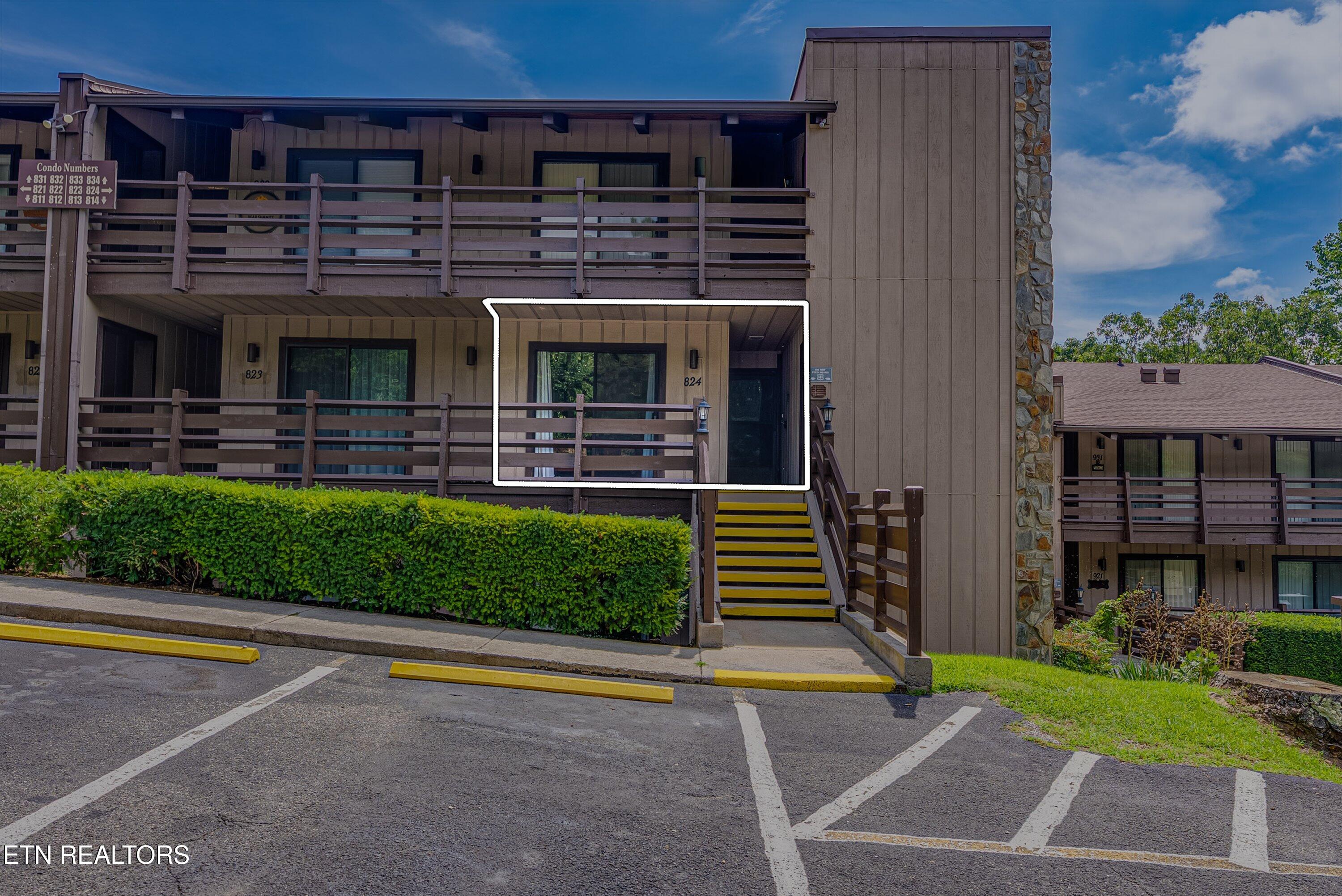 1081 Cove Rd 824