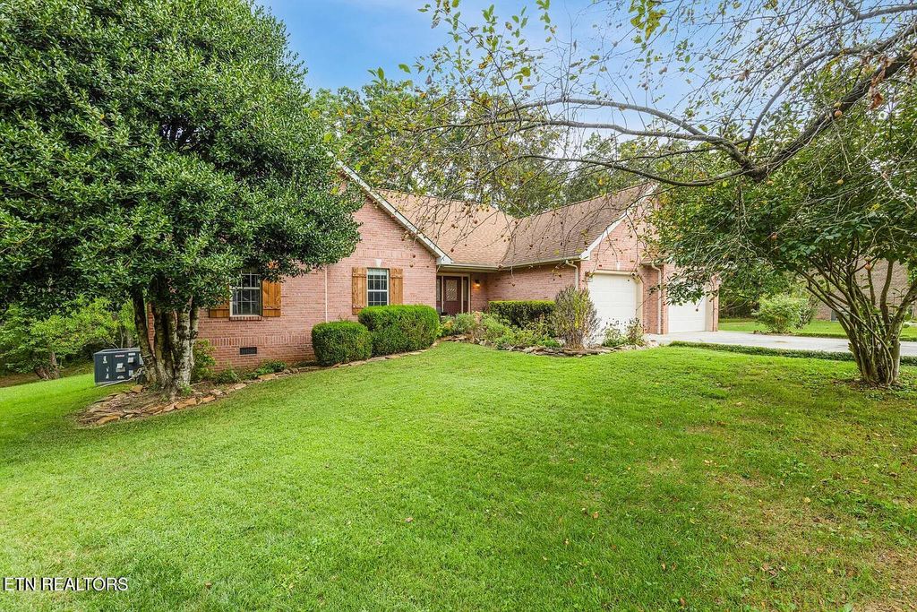 Photo of 1601 Northfield Drive, Maryville, TN 37804 (MLS # 1326455)