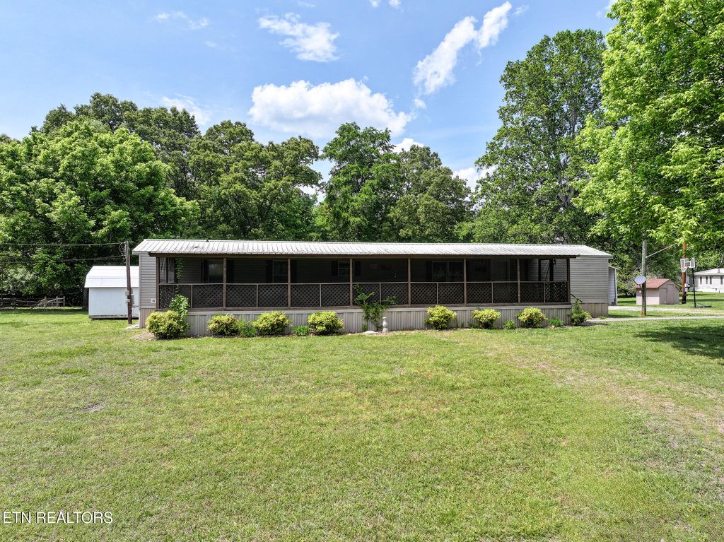 Photo of 1475 Old Chisholm Tr, Dandridge, TN 37725 (MLS # 1338219)