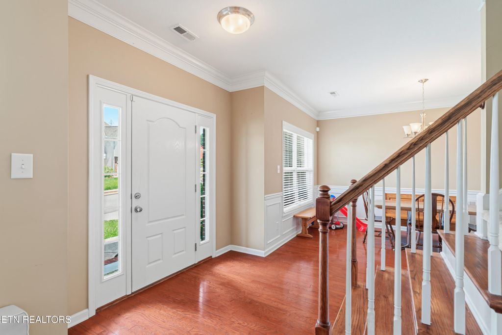 Photo of 913 Carter Ridge Drive, Knoxville, TN 37924 (MLS # 1345348)