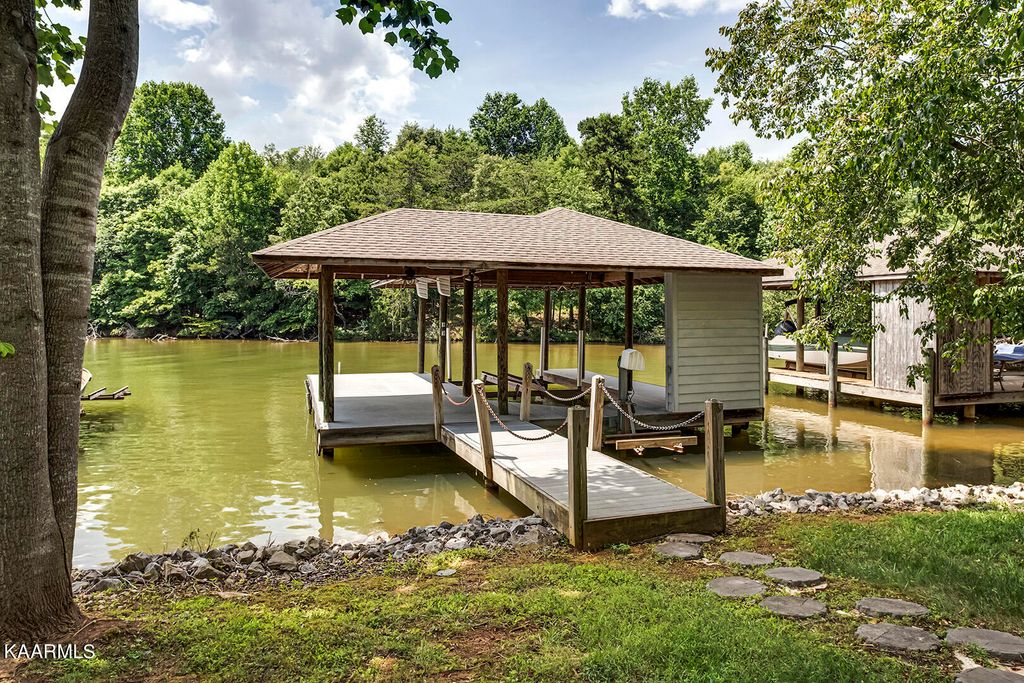 Photo of 250 Morning Dove Drive, Vonore, TN 37885 (MLS # 1231061)