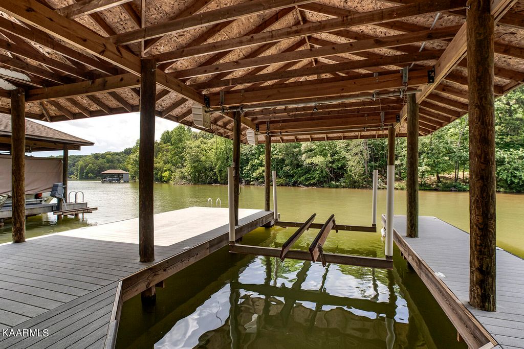 Photo of 250 Morning Dove Drive, Vonore, TN 37885 (MLS # 1231061)