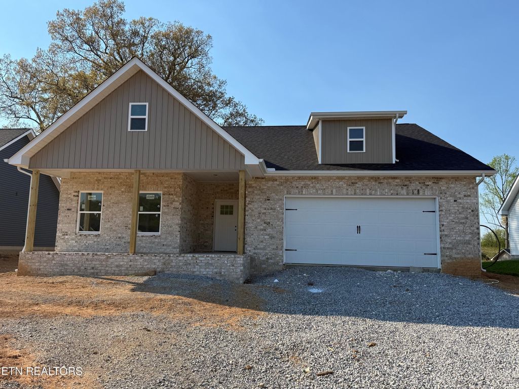 Photo of 221 Mossy Rock Rd, Clinton, TN 37716 (MLS # 1337043)