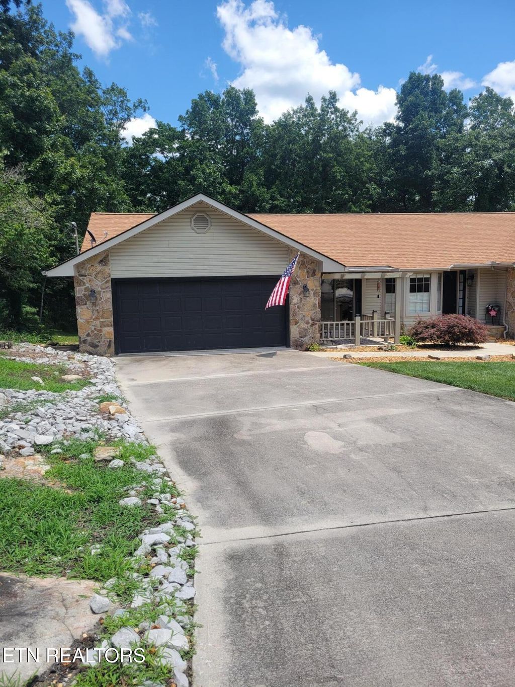 Photo of 456 Snead Drive, Crossville, TN 38558 (MLS # 1349001)