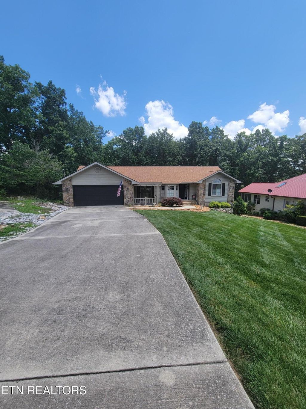 Photo of 456 Snead Drive, Crossville, TN 38558 (MLS # 1349001)