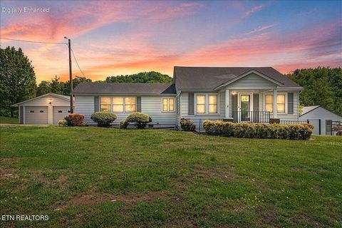 Photo of 917 Central Ave, Athens, TN 37303 (MLS # 1337851)