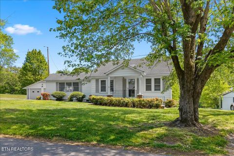 Tiny photo for 917 Central Ave, Athens, TN 37303 (MLS # 1337851)