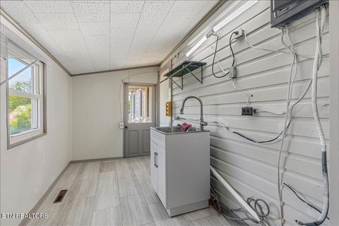 Tiny photo for 917 Central Ave, Athens, TN 37303 (MLS # 1337851)