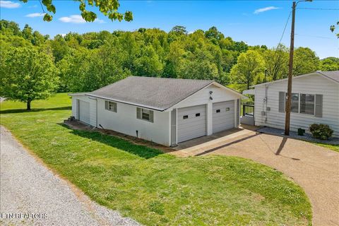Tiny photo for 917 Central Ave, Athens, TN 37303 (MLS # 1337851)