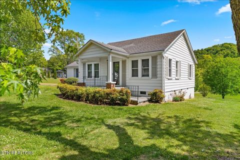 Tiny photo for 917 Central Ave, Athens, TN 37303 (MLS # 1337851)
