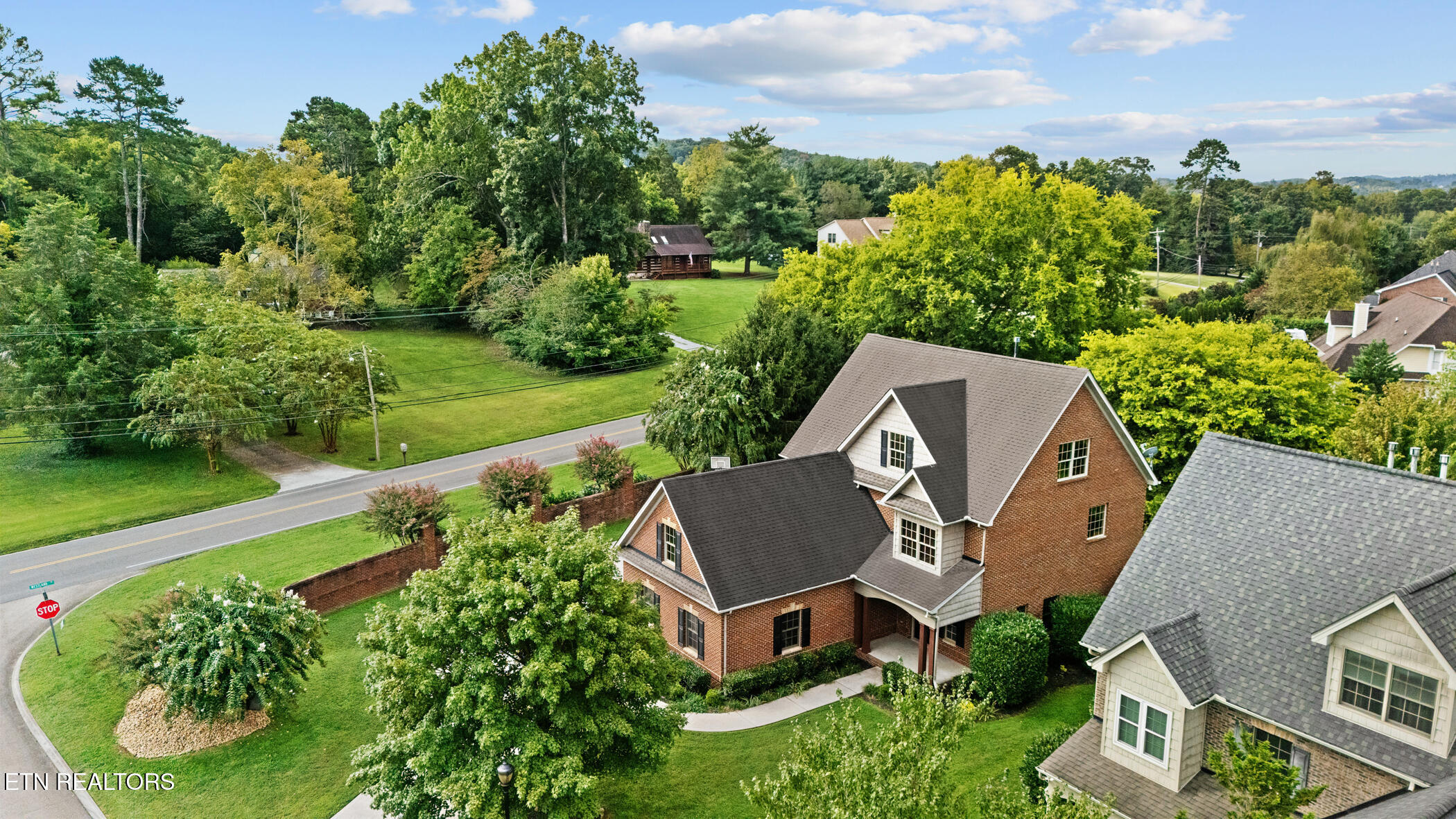 1201 Bentley Park Lane