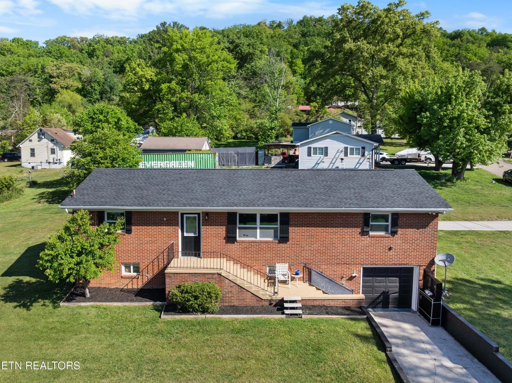 Photo of 6609 Langston Drive, Knoxville, TN 37918 (MLS # 1338125)