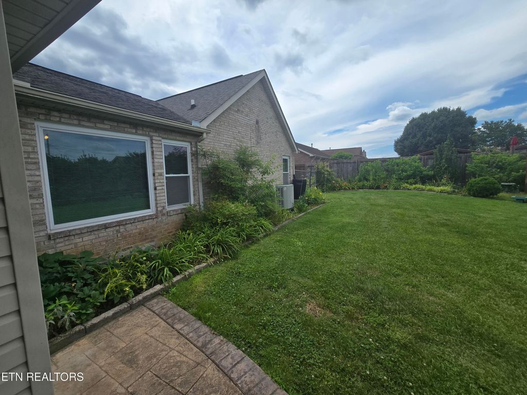 Photo of 7228 Ghiradelli Rd, Knoxville, TN 37918 (MLS # 1343603)