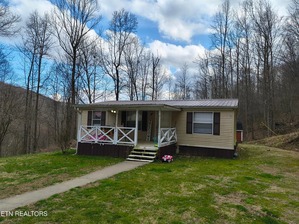Photo of 501 Jakes Branch Rd, Pioneer, TN 37847 (MLS # 1331238)