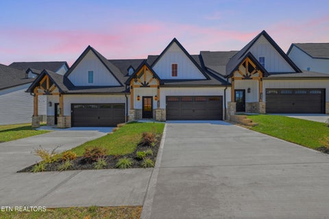 Photo of 1822 Poplar Spgs Place, Maryville, TN 37803 (MLS # 1355023)