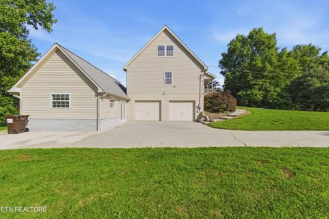 Tiny photo for 135 Rebel Rd, Harriman, TN 37748 (MLS # 1342453)