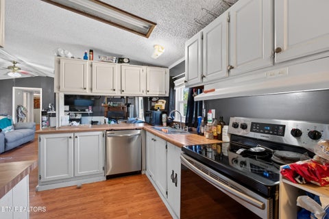 Tiny photo for 5689 Bell Rd, Cookeville, TN 38506 (MLS # 1360230)
