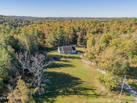 Photo of 235 Hugh Jones Rd, Sunbright, TN 37872 (MLS # 1360105)