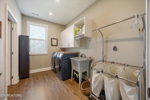 Tiny photo for 255 Trillium Tr, Lenoir City, TN 37771 (MLS # 1358309)