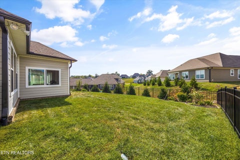 Tiny photo for 255 Trillium Tr, Lenoir City, TN 37771 (MLS # 1358309)