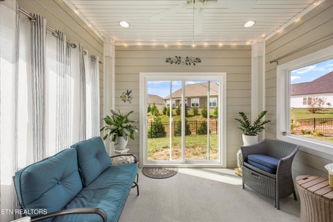 Tiny photo for 255 Trillium Tr, Lenoir City, TN 37771 (MLS # 1358309)
