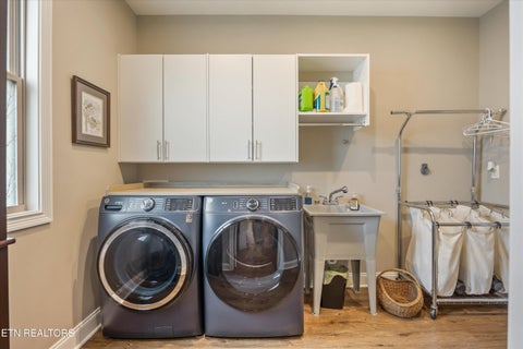 Tiny photo for 255 Trillium Tr, Lenoir City, TN 37771 (MLS # 1358309)