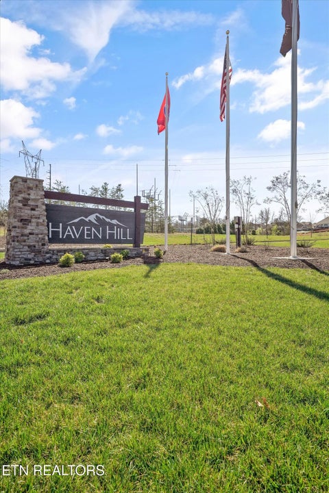 Tiny photo for 255 Trillium Tr, Lenoir City, TN 37771 (MLS # 1358309)