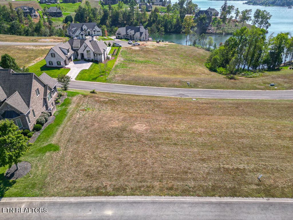 Photo of 863 Castaway Lane, Lenoir City, TN 37772 (MLS # 1218528)