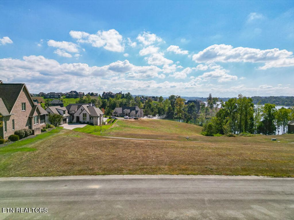 Photo of 863 Castaway Lane, Lenoir City, TN 37772 (MLS # 1218528)