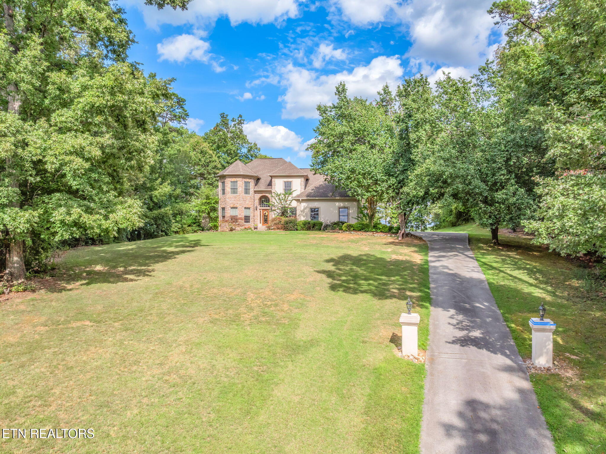 2572 Little Valley Rd